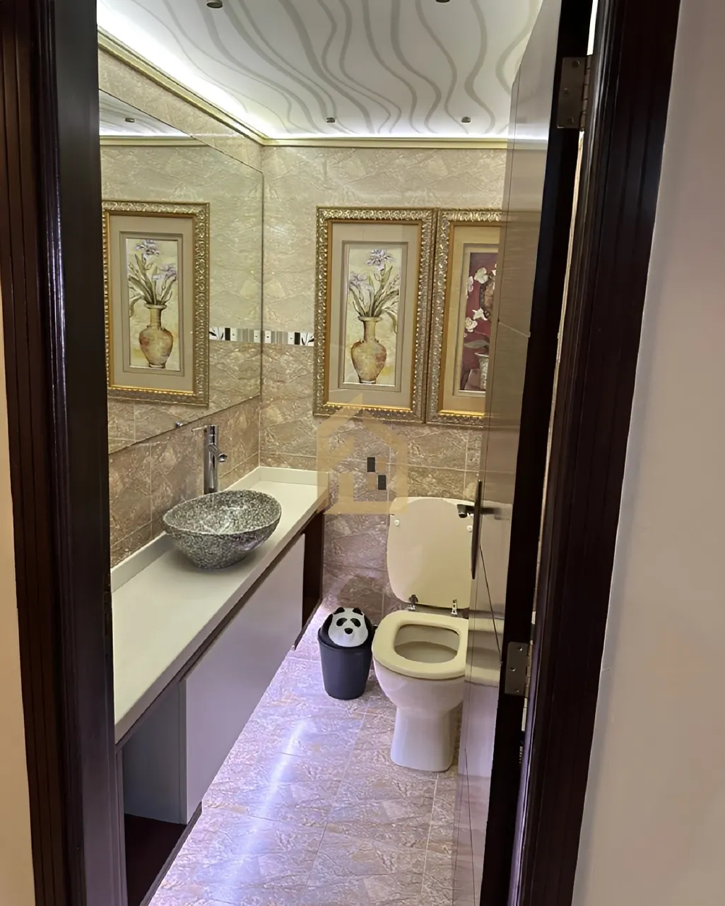 Apartment for sale in Ballouneh, Lebanon