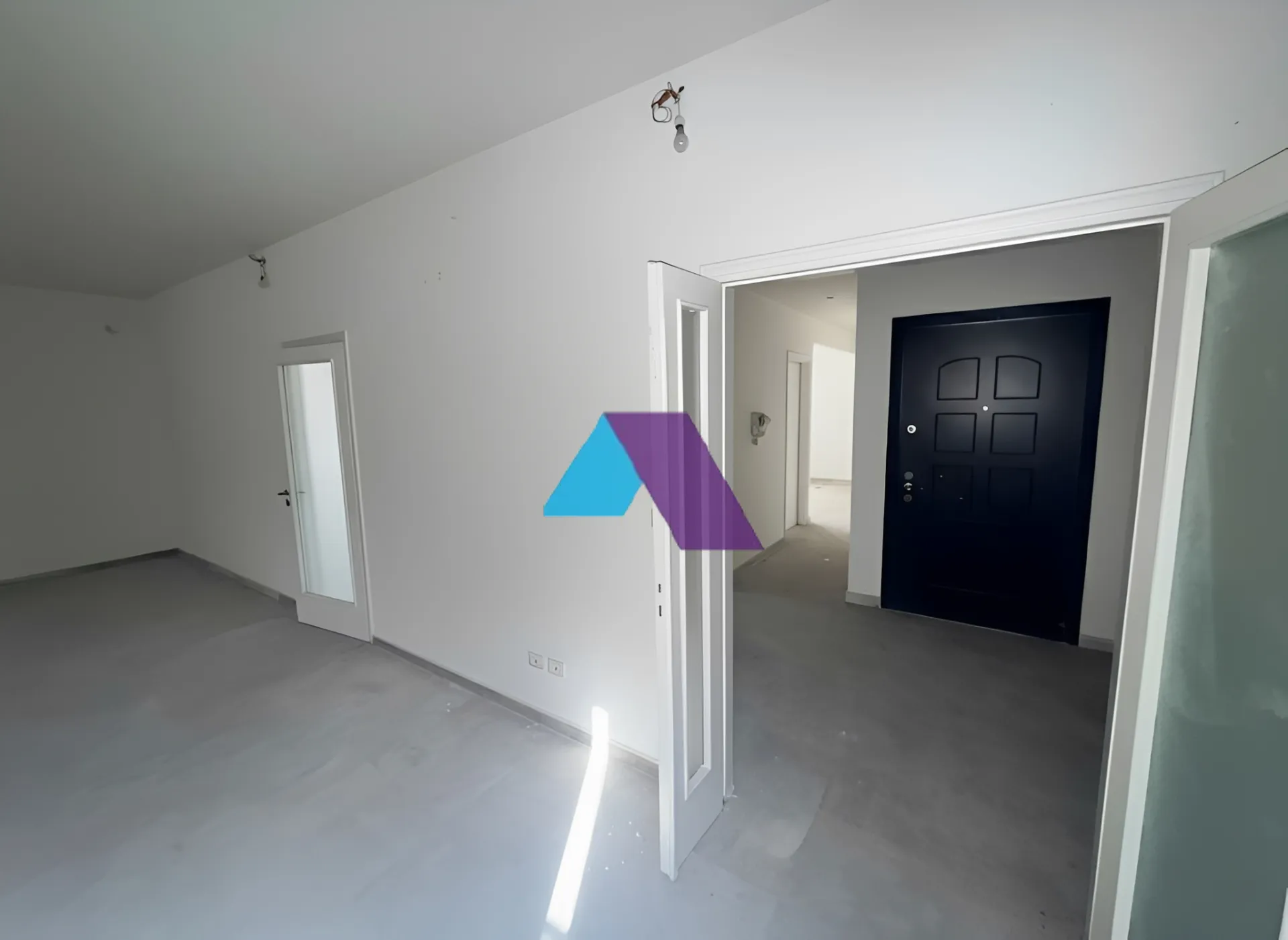 Apartment for Sale in Antelias - 3 bed, 3 bath