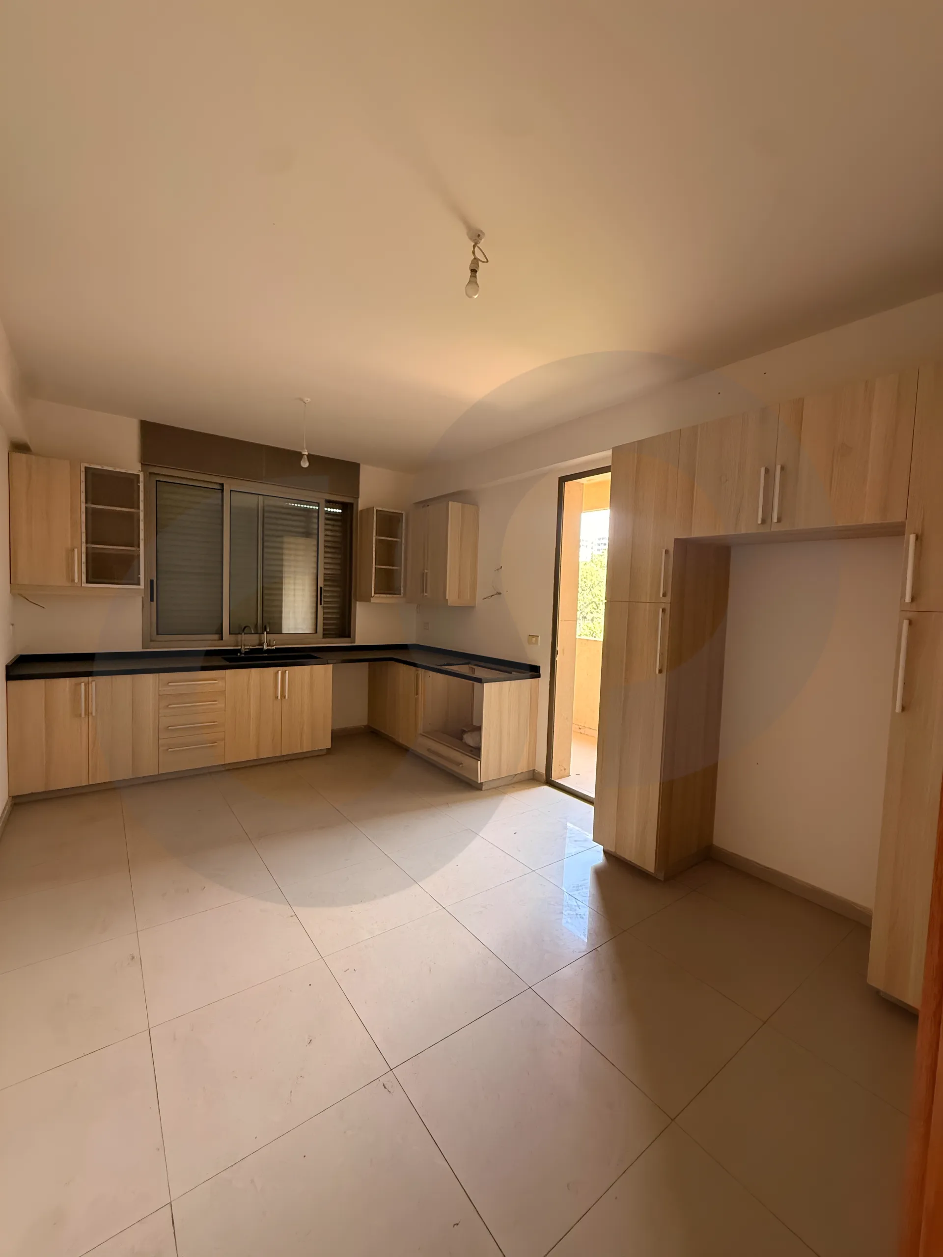 Building for Sale in Zalqa