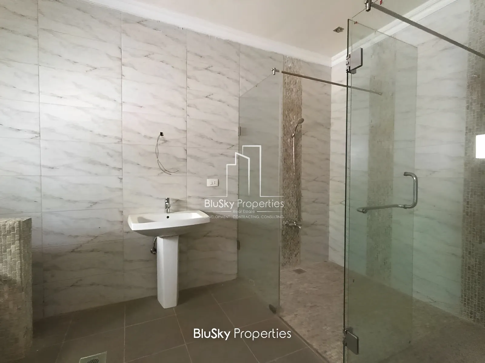Villa for Sale in Chnaniir