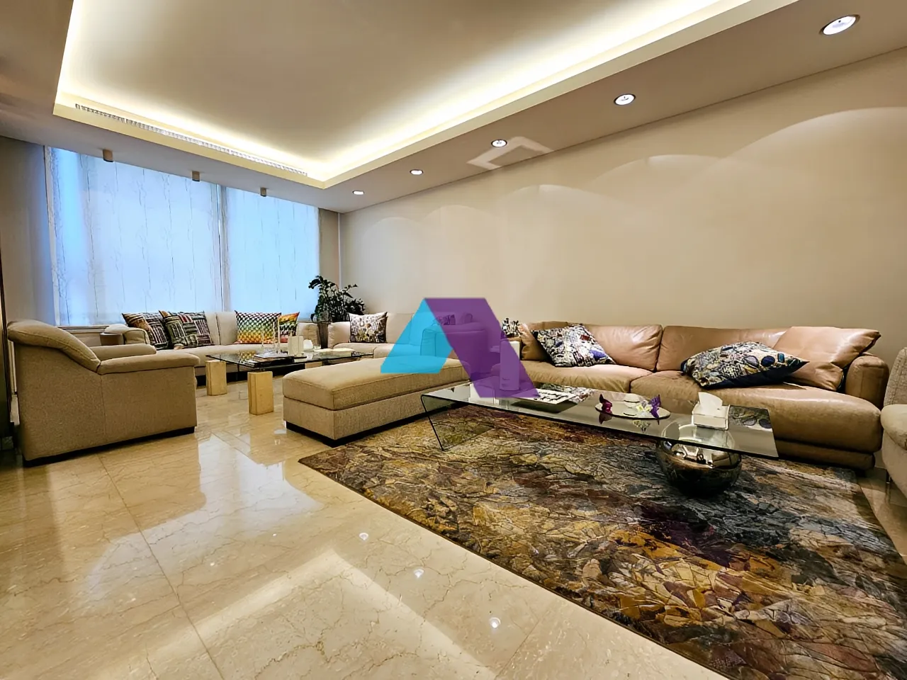 Apartment for sale in Ramlet El Baida, Beirut, Lebanon