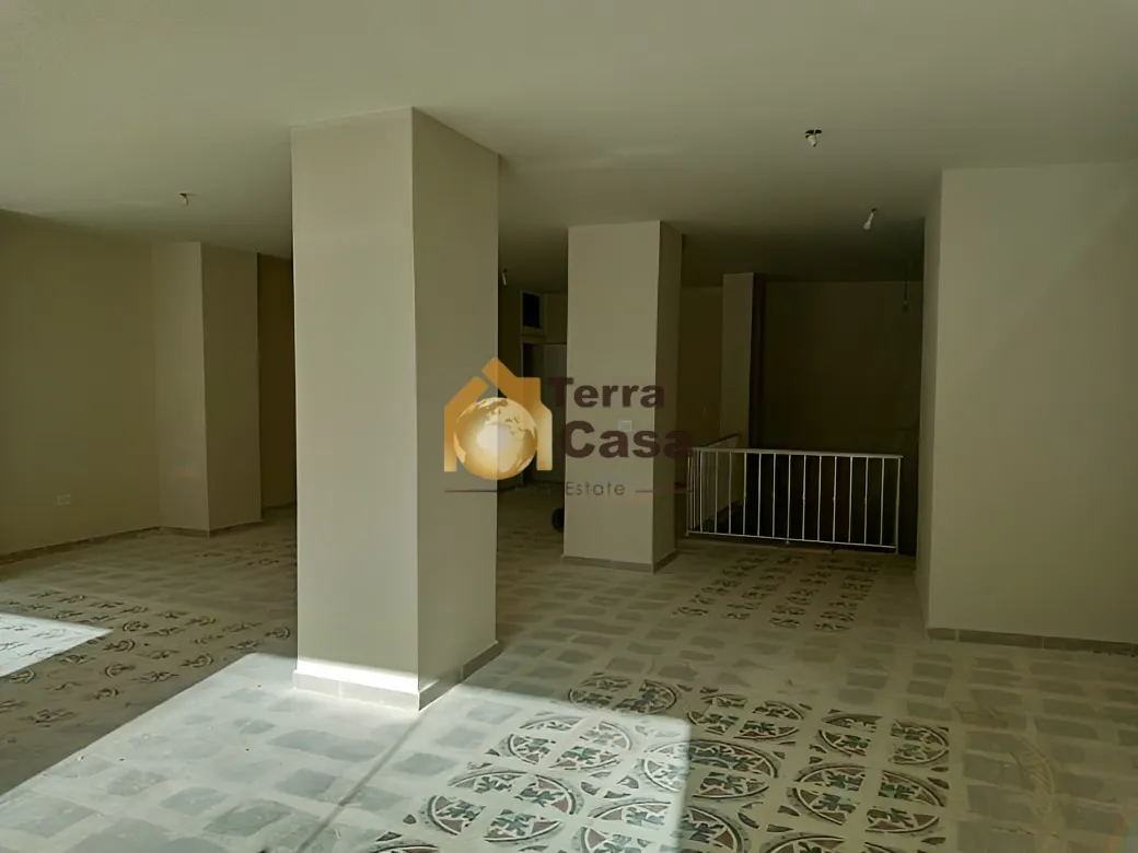 Shop for Rent in Haouch el Omara