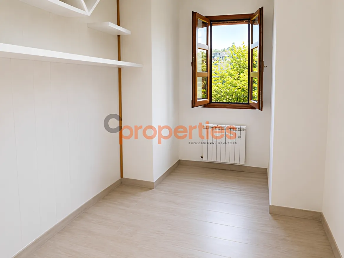 Chalet for Sale in Faitroun