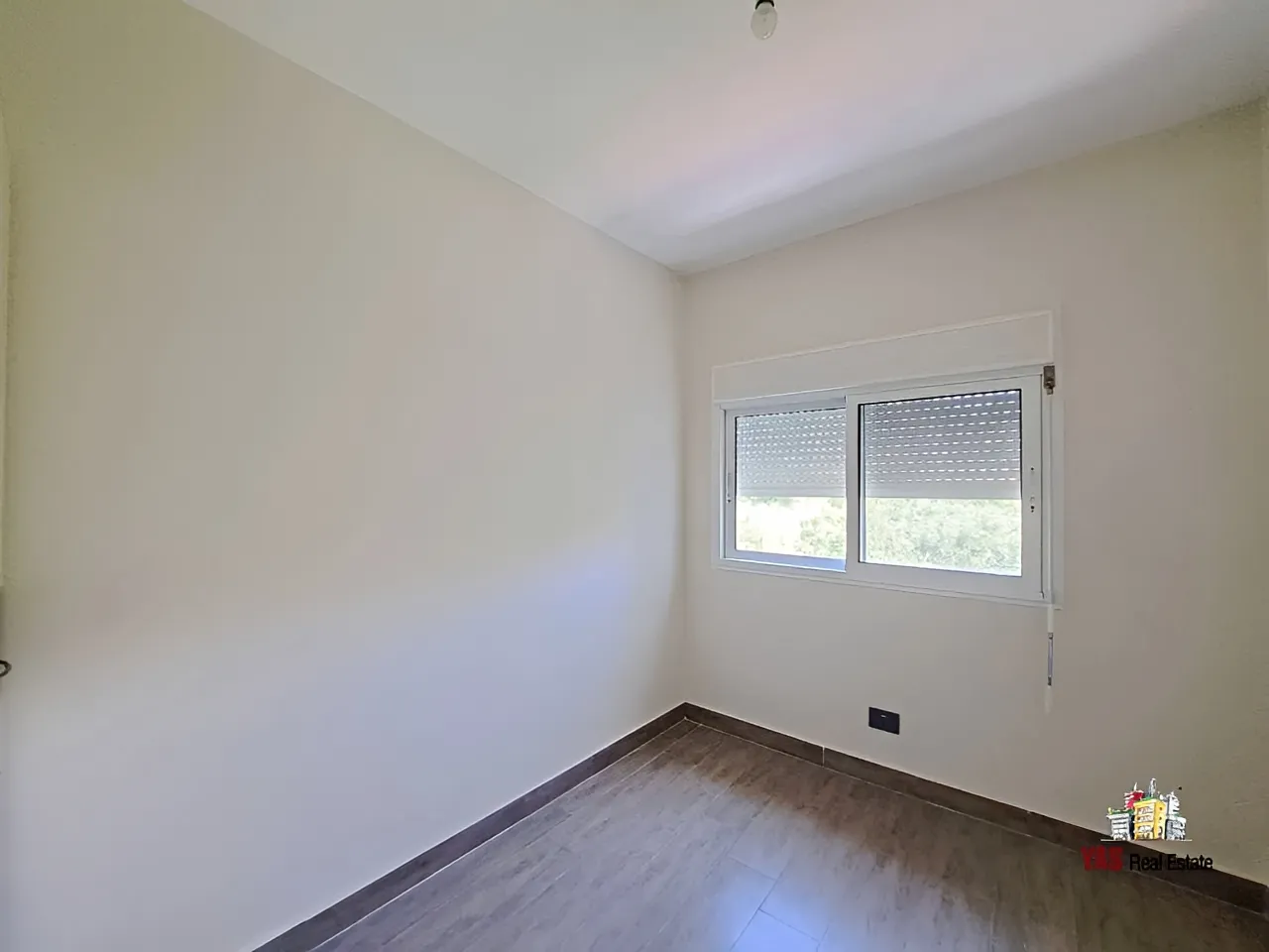 Apartment for Sale in Ajaltoun - 3 bed, 2 bath