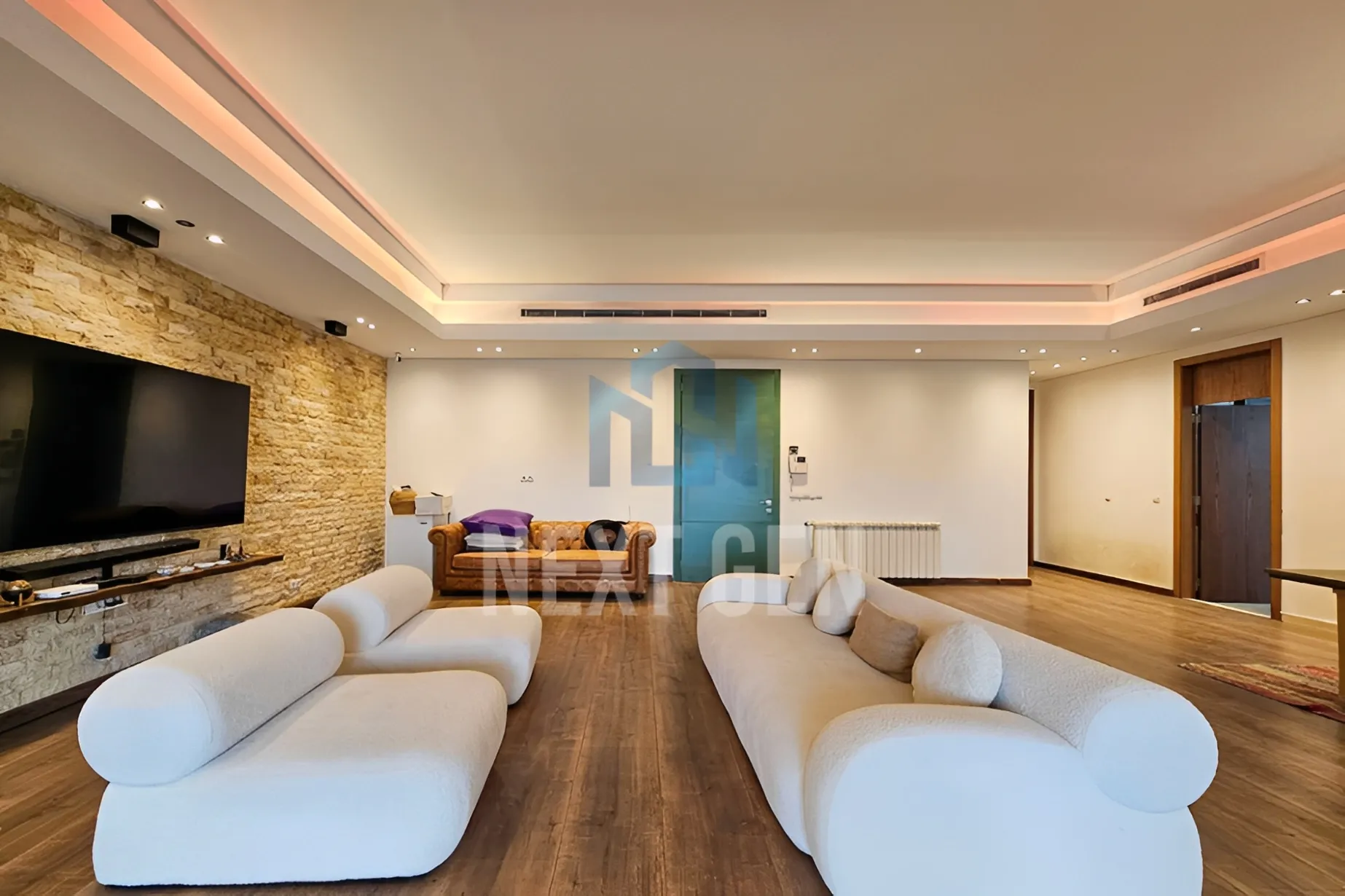 Apartment for rent in Achrafieh, Beirut, Lebanon - 3 bed, 5 bath