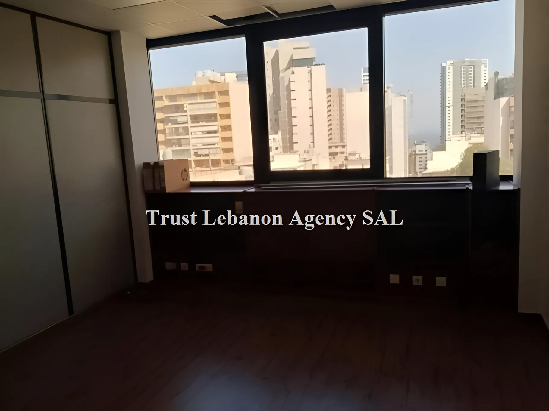 Office For Rent in Sanayeh,