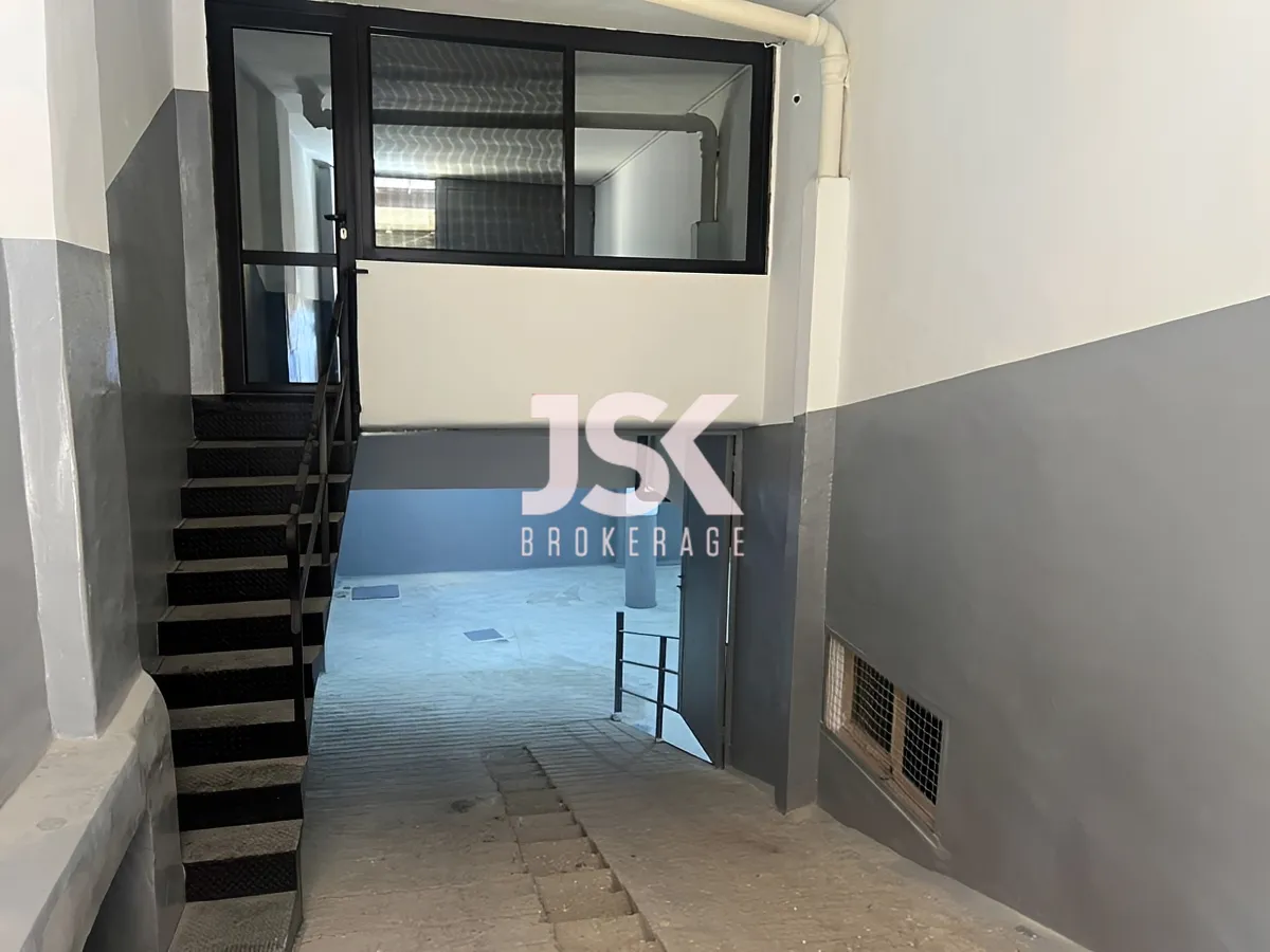 Warehouse for Sale in Ain el remmeneh