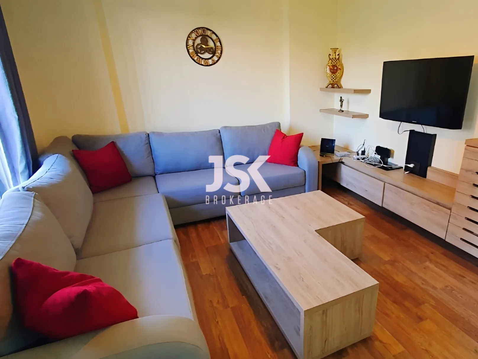 Apartment for Rent in Achrafieh