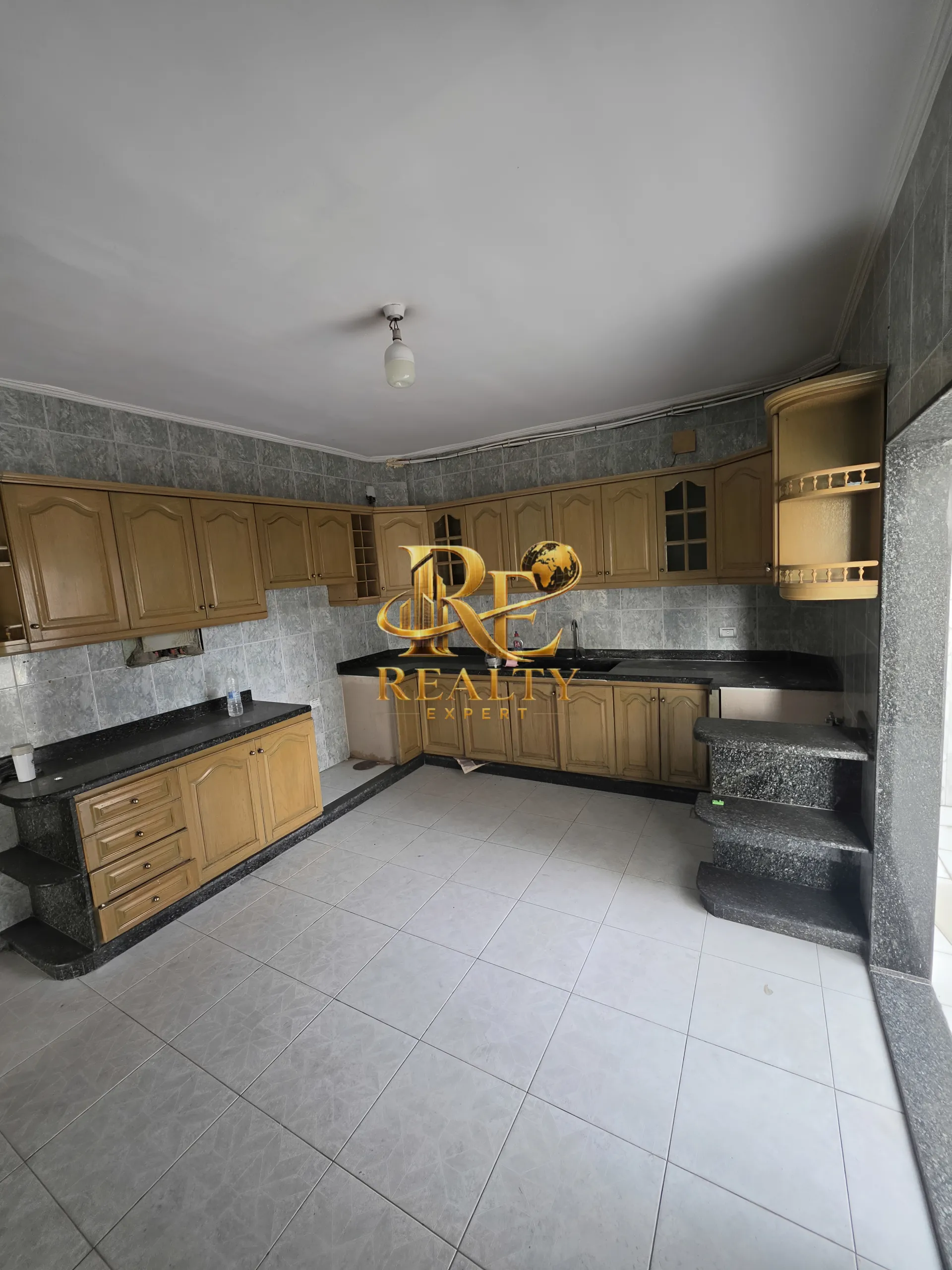 Duplex for rent in Haret Hreik