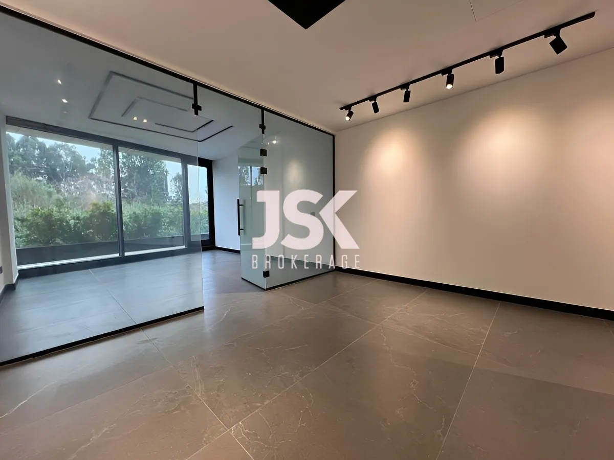 Office for Rent in Syoufi, Beirut, Lebanon