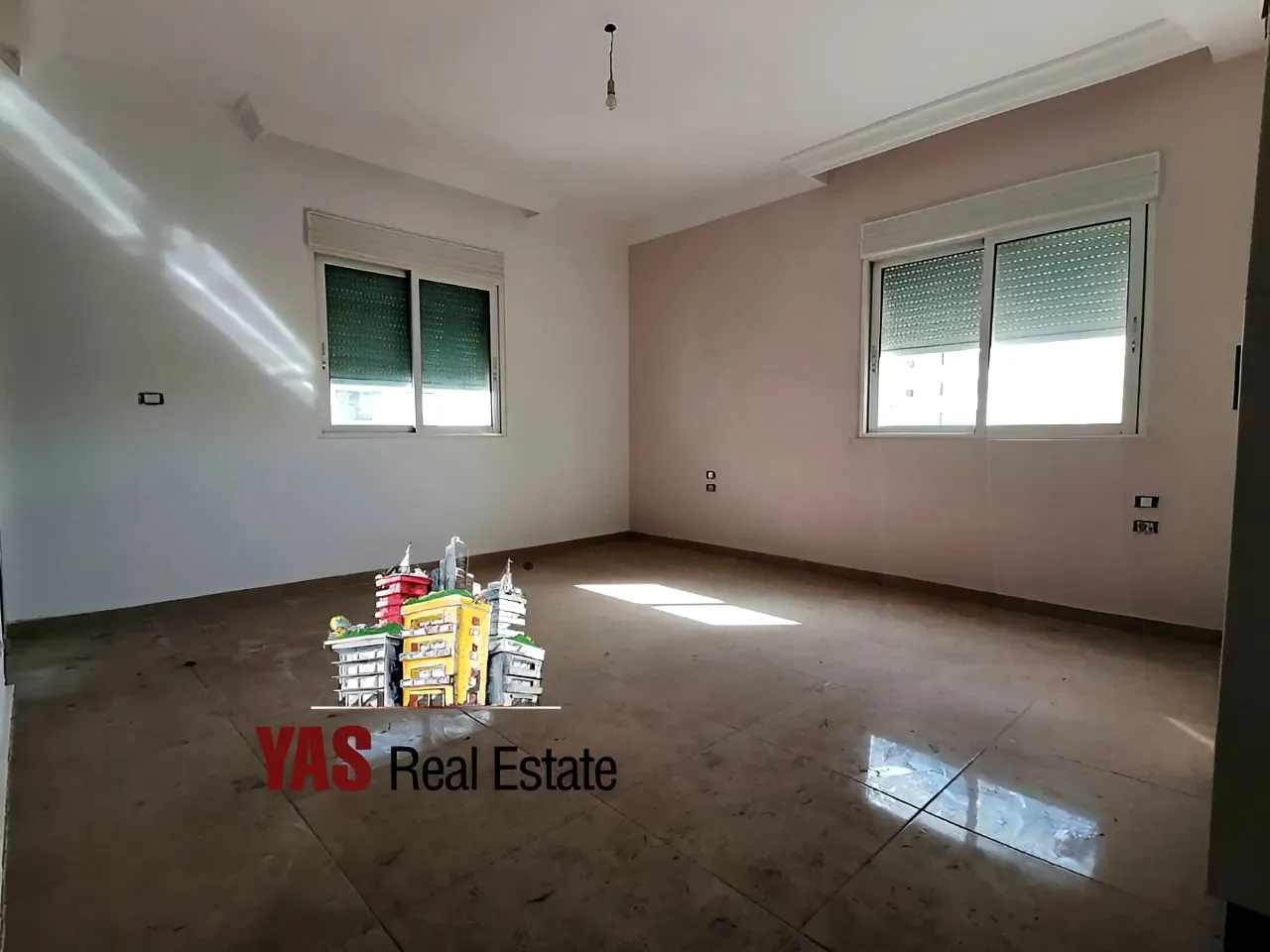 Apartment for Sale in Haret Sakhr - 7 bed, 7 bath