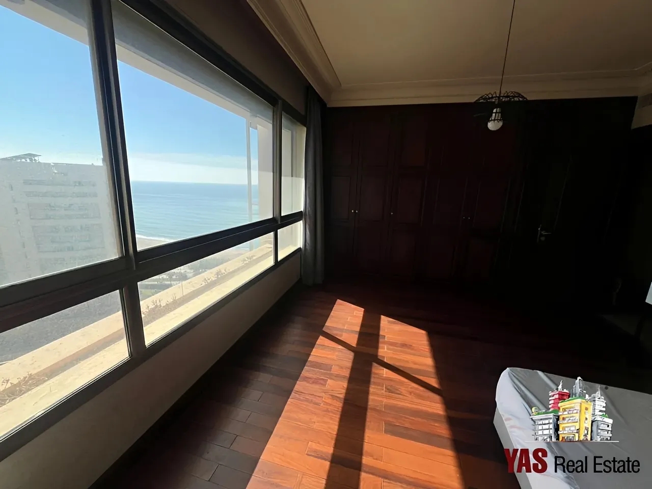 Apartment for Sale in Ain el Tineh - 5 bed, 8 bath