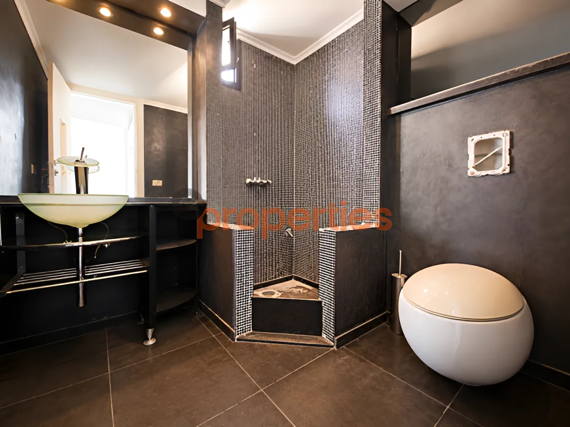 Office for Rent in Zalqa