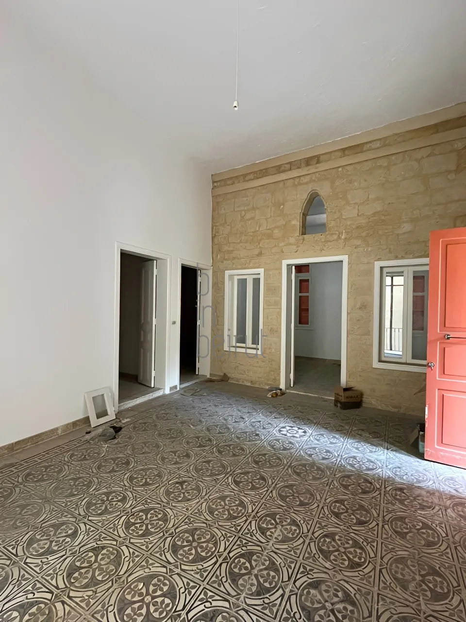 Commercial Space For Rent in Mar Mikhael, Rmeil