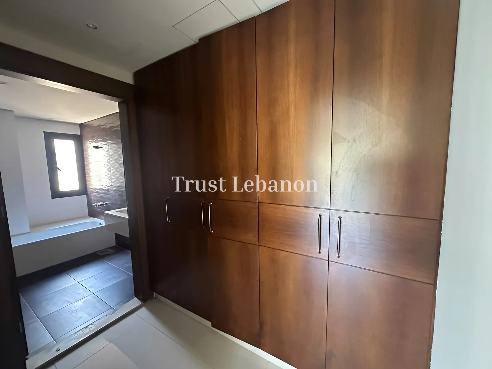 Penthouse for sale in Monteverde Main Street، Moutazah, Lebanon