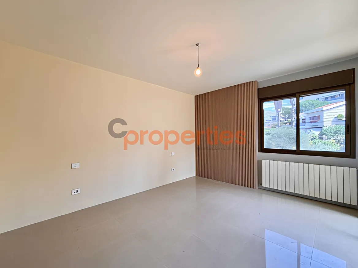 Apartment for Sale in Jouret El Ballout