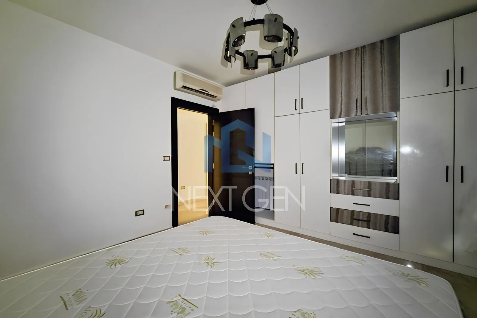 Apartment for Sale in Ain Al Mraiseh