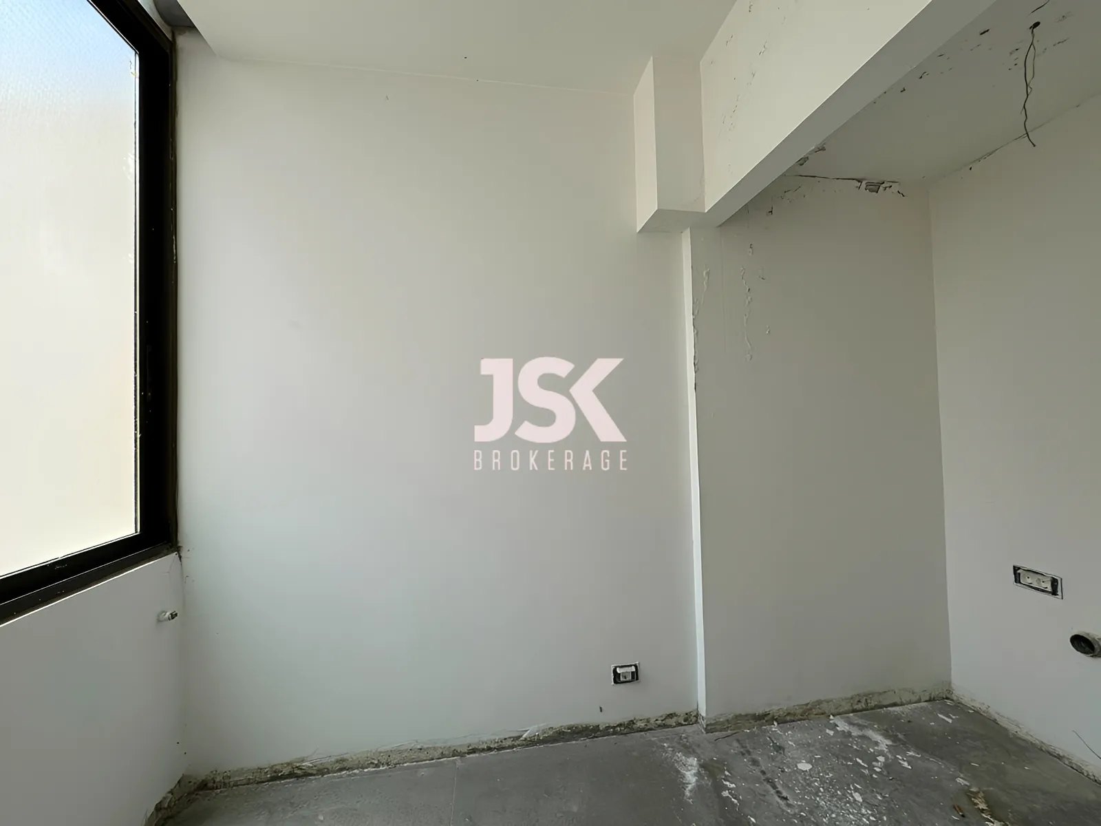 Duplex for Sale in Dekwaneh