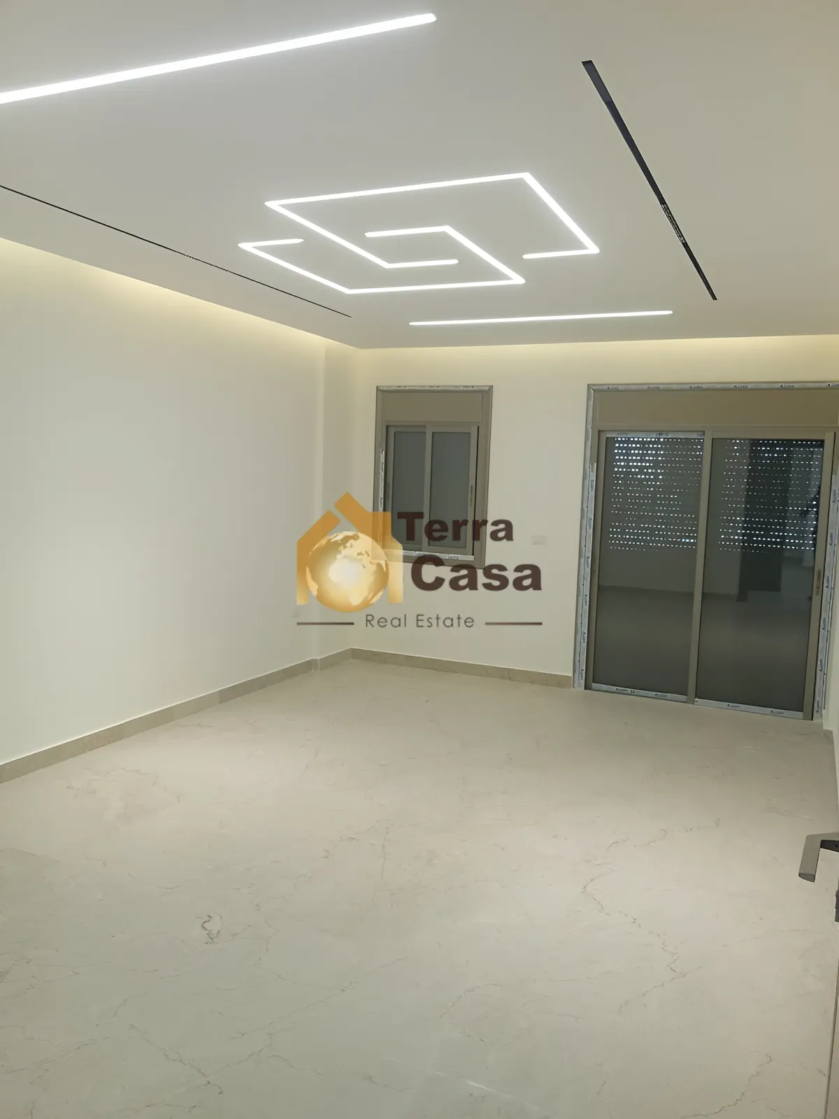 Apartment for Sale in Ksara - 4 bed, 4 bath