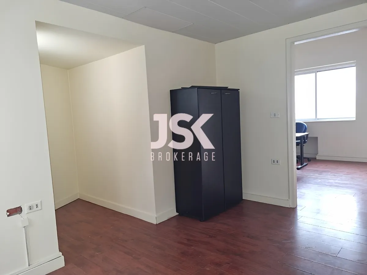 Office for rent in Verdun, Beirut, Lebanon
