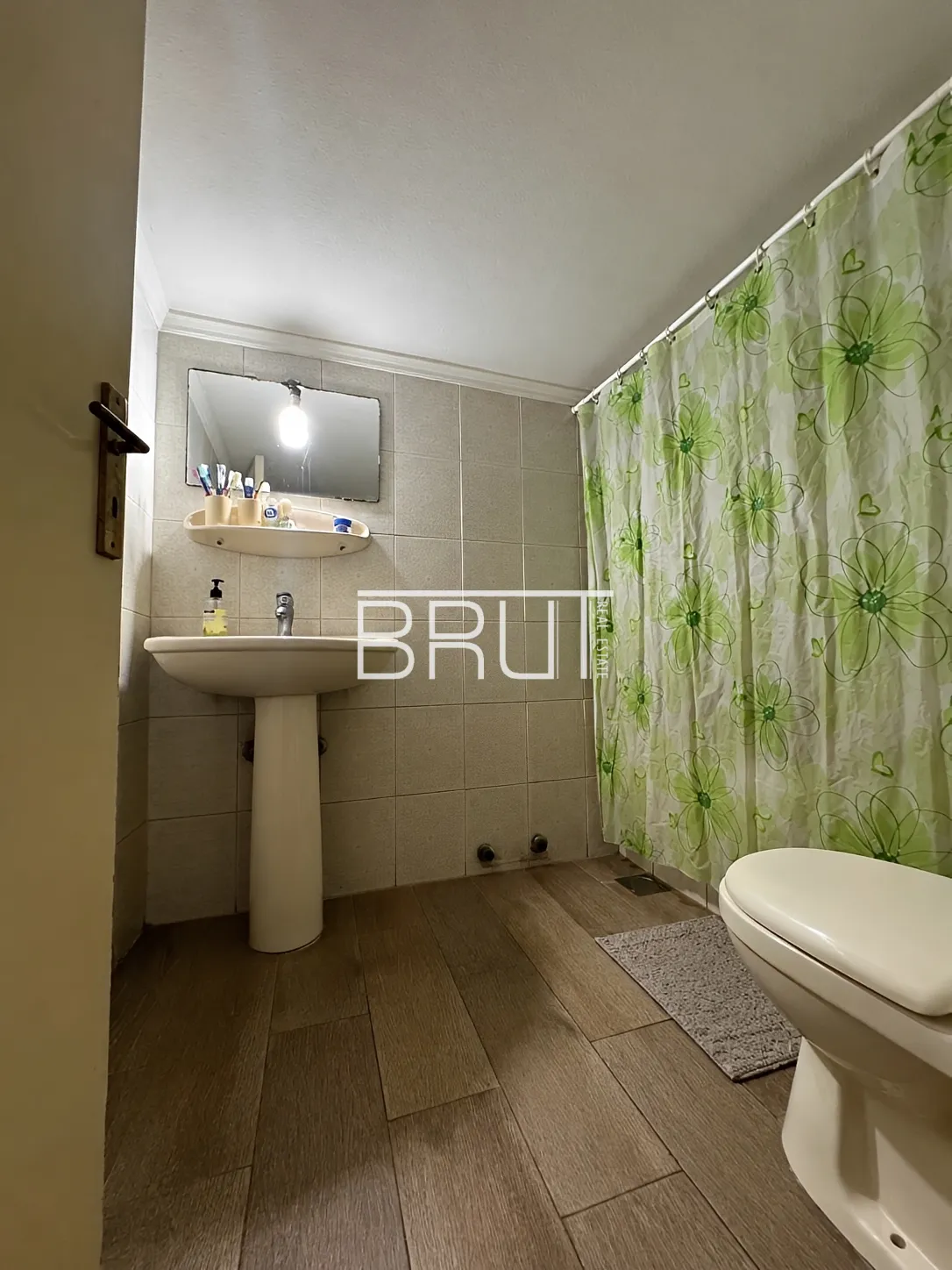 Apartment for sale in Ain El Rihaneh