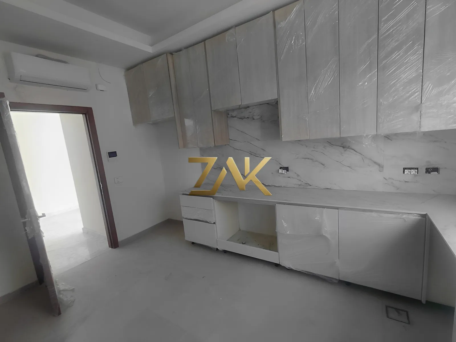 Apartment for Sale Adma w dafna - 3 bed, 4 bath