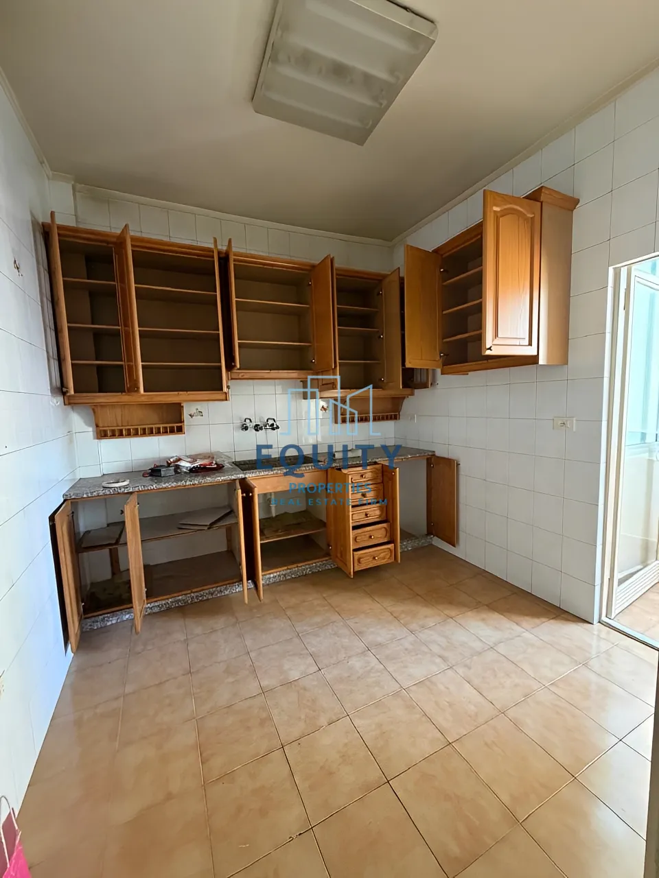 Apartment for sale in Sioufi