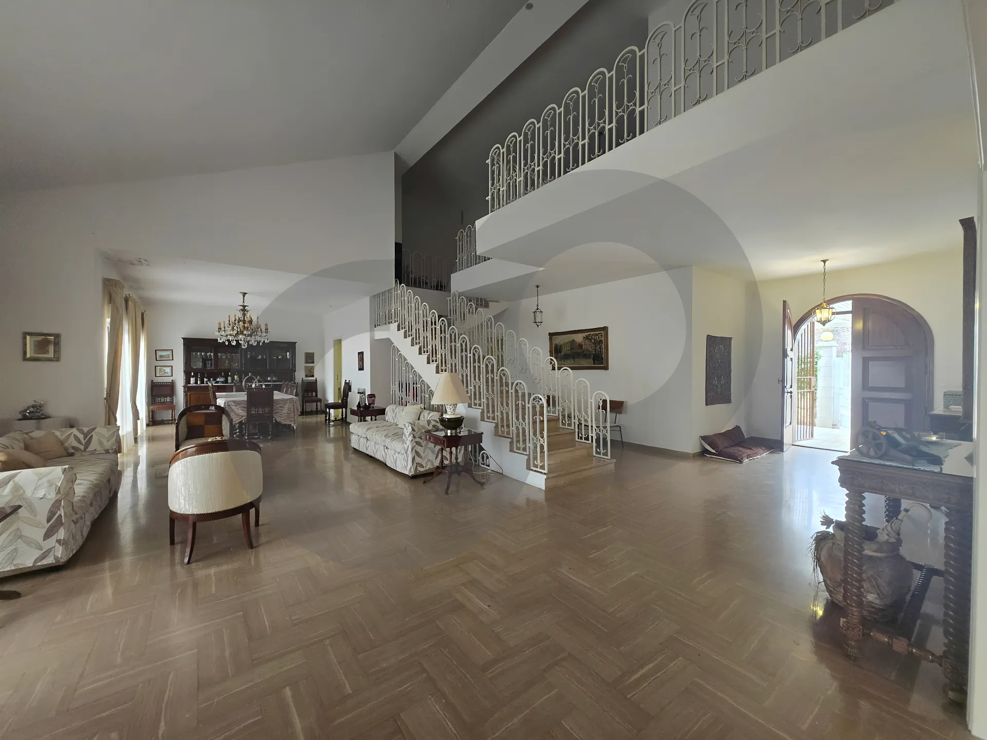 Villa for Sale in Kfardebian
