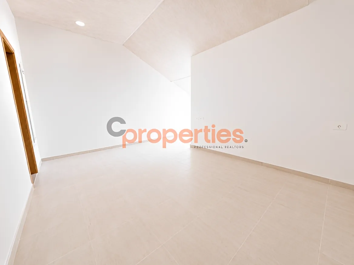Apartment for Sale in Naqqache