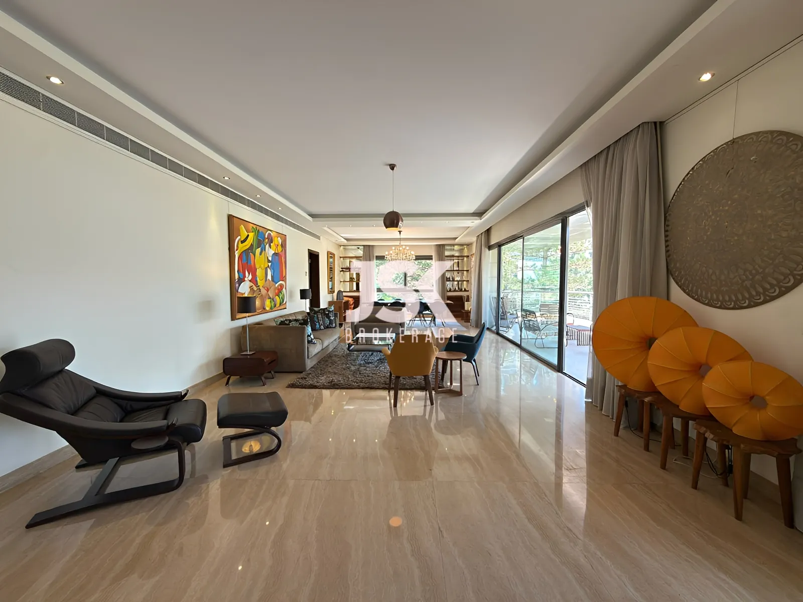 Apartment for Rent in Achrafieh - 3 bed