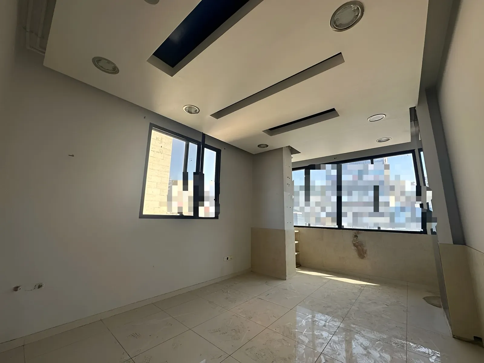 Office for rent in Zalqa