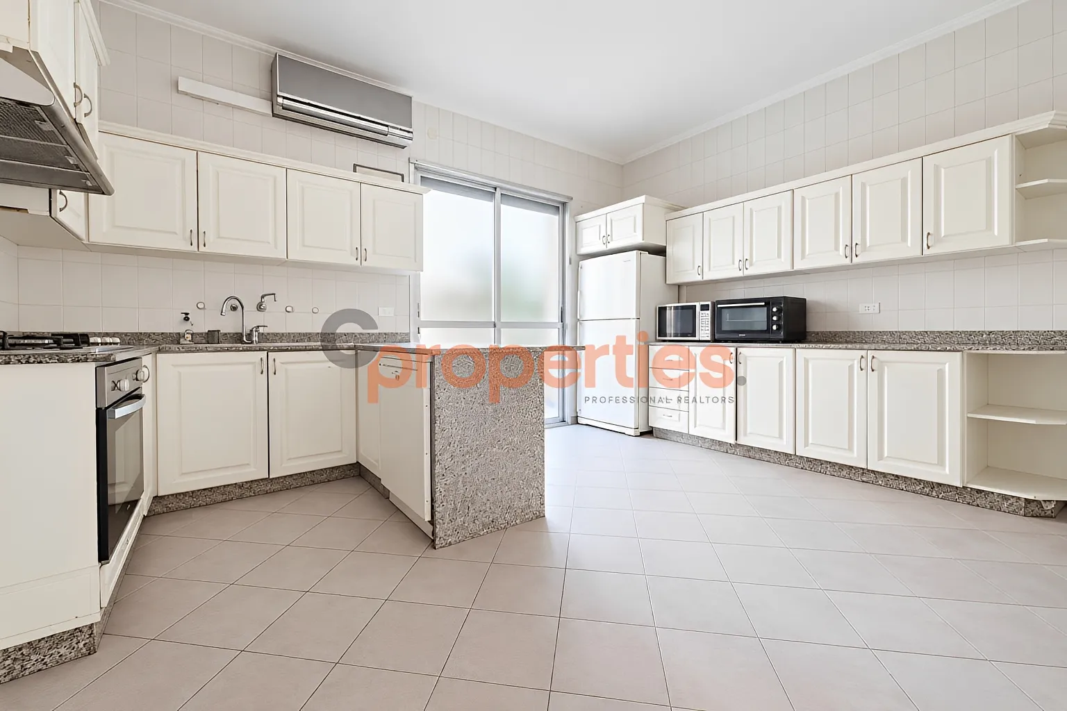 Apartment for Sale in Verdun