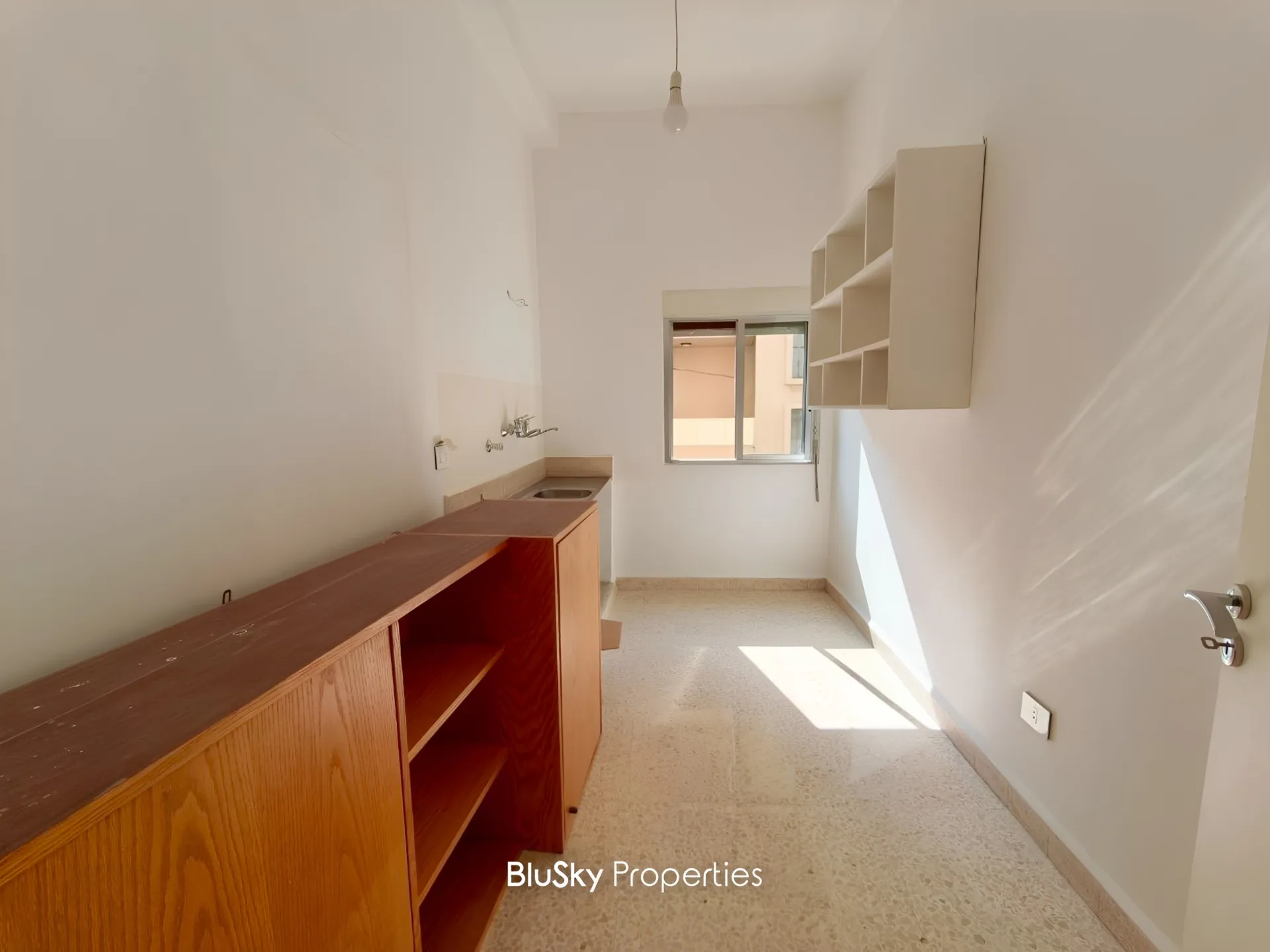 Apartment for rent in Antelias