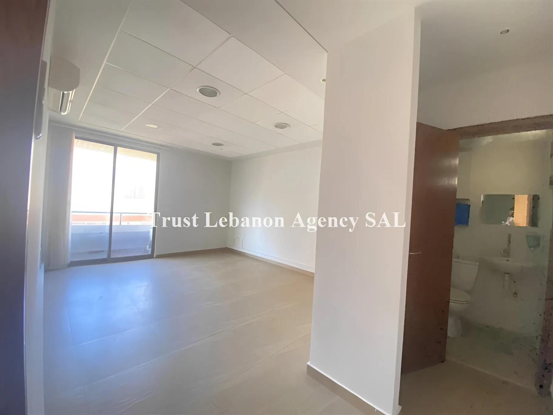 Office for rent in Beirut, Badaro