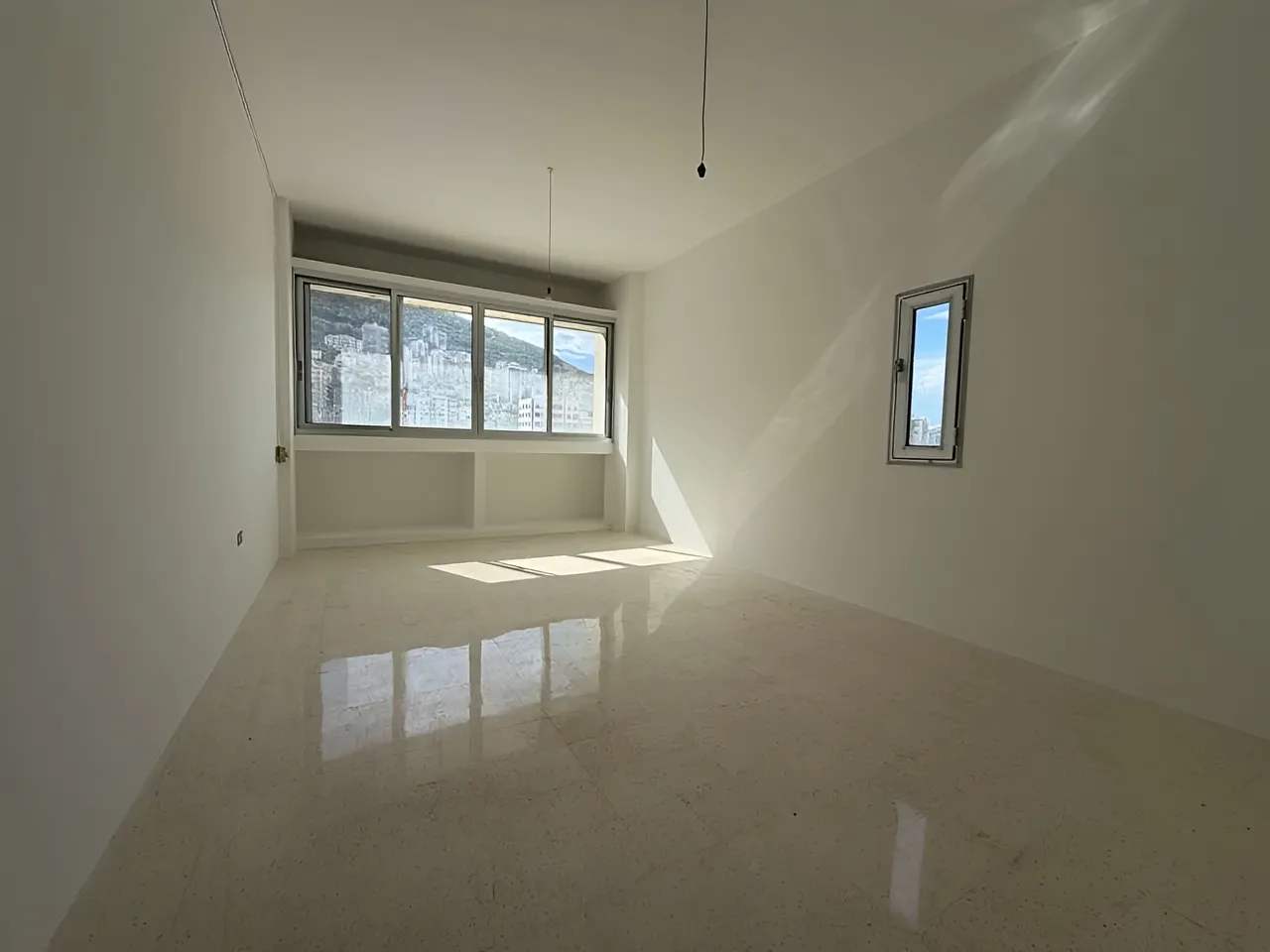 Office for Rent in Jounieh