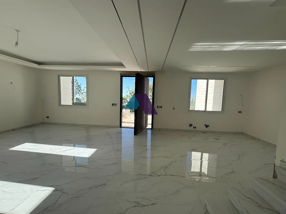 Villa for Sale in Mechmech