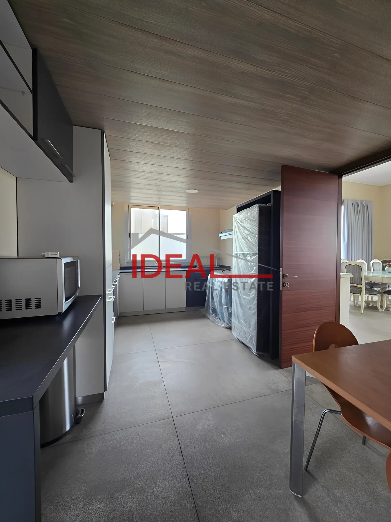 Apartment for Rent in Horch Tabet - 3 bed, 3 bath