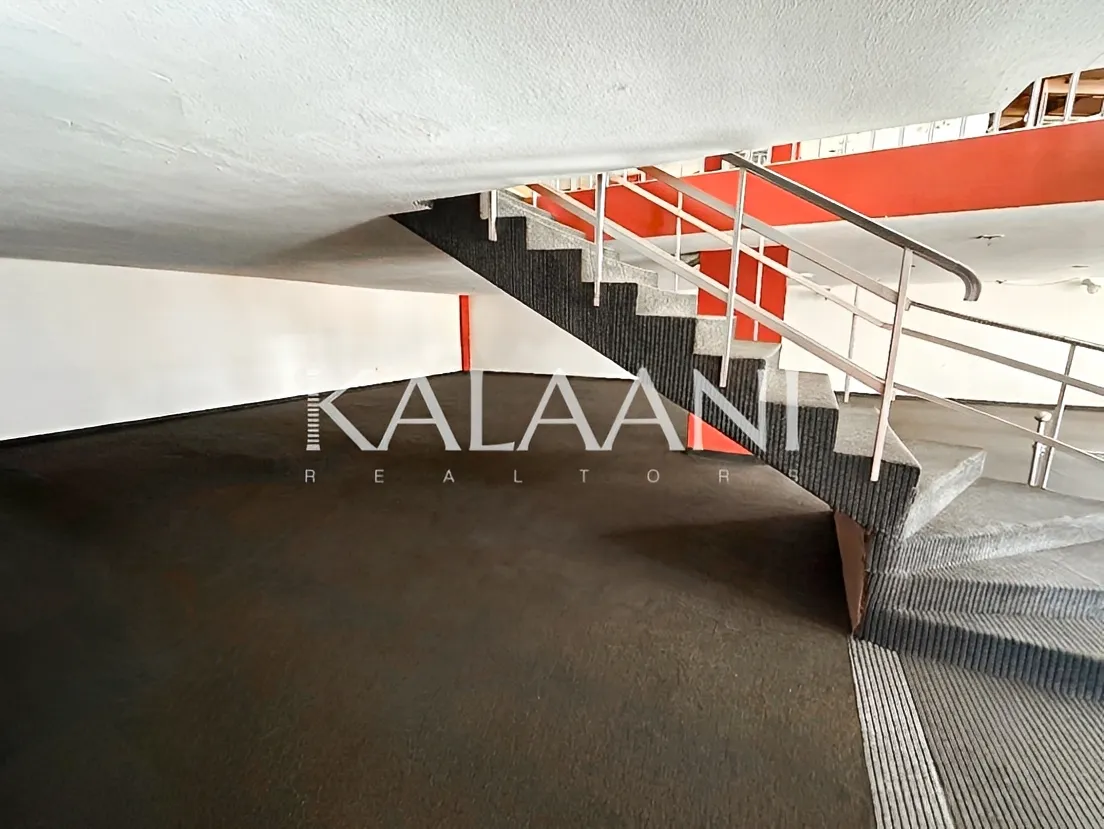 Showroom for rent in Antelias, Lebanon
