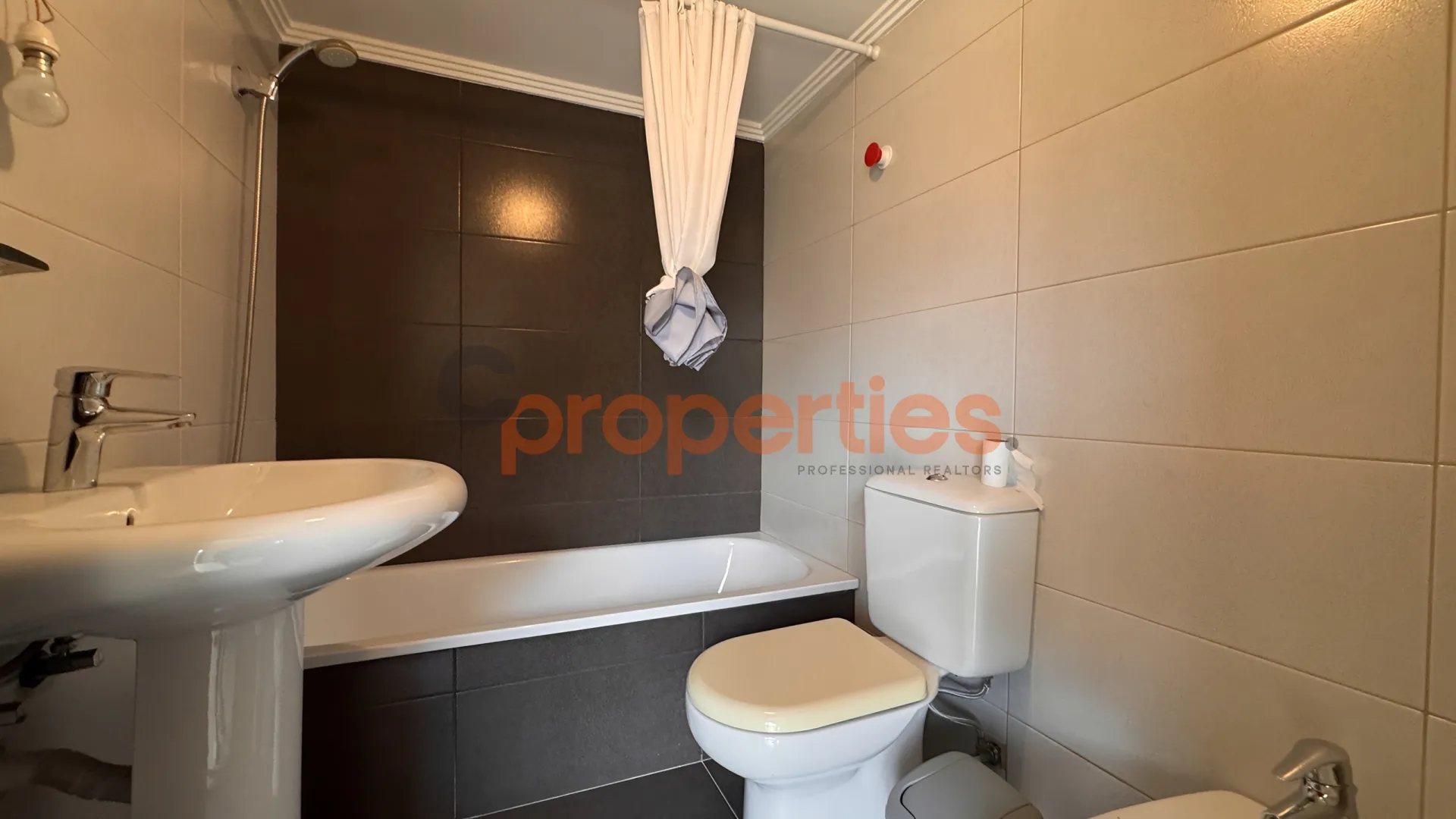 Apartment for Rent in Dik El Mehdi