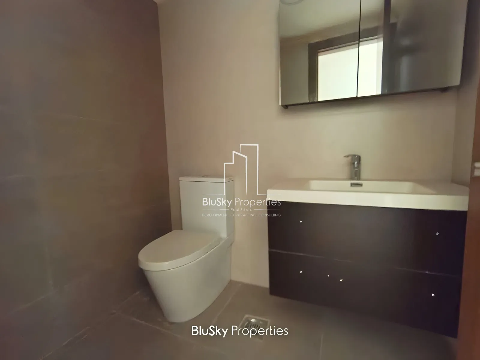 Apartment for Sale in Adma