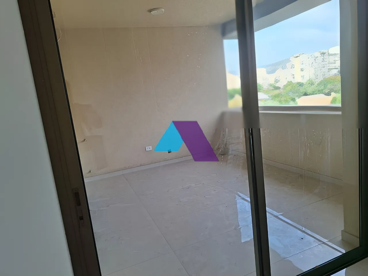 Apartment for Sale in Zalqa - 2 bed, 2 bath