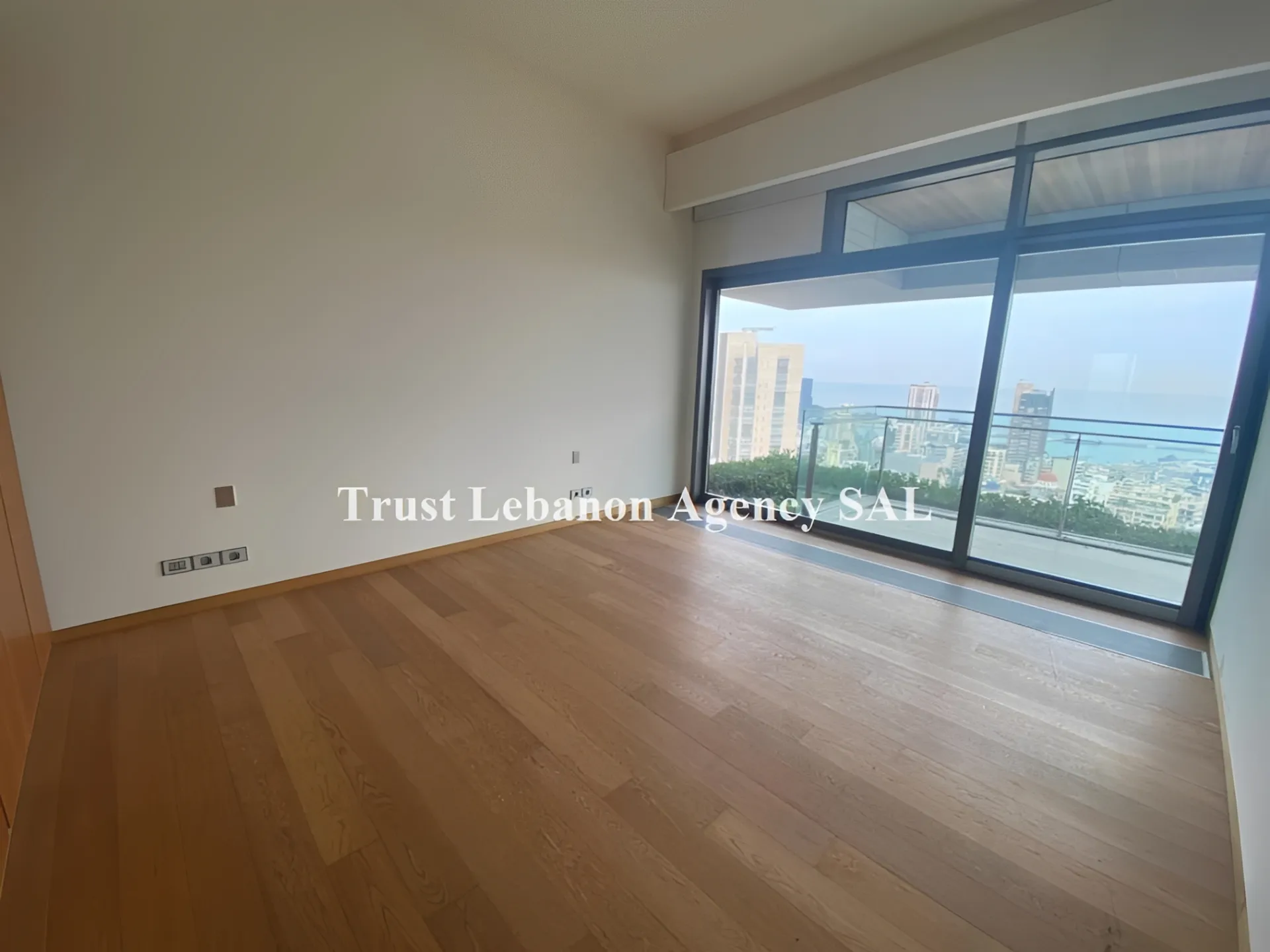 Apartment for Sale in Ashrafieh Beirut Lebanon - 4 bed, 5 bath