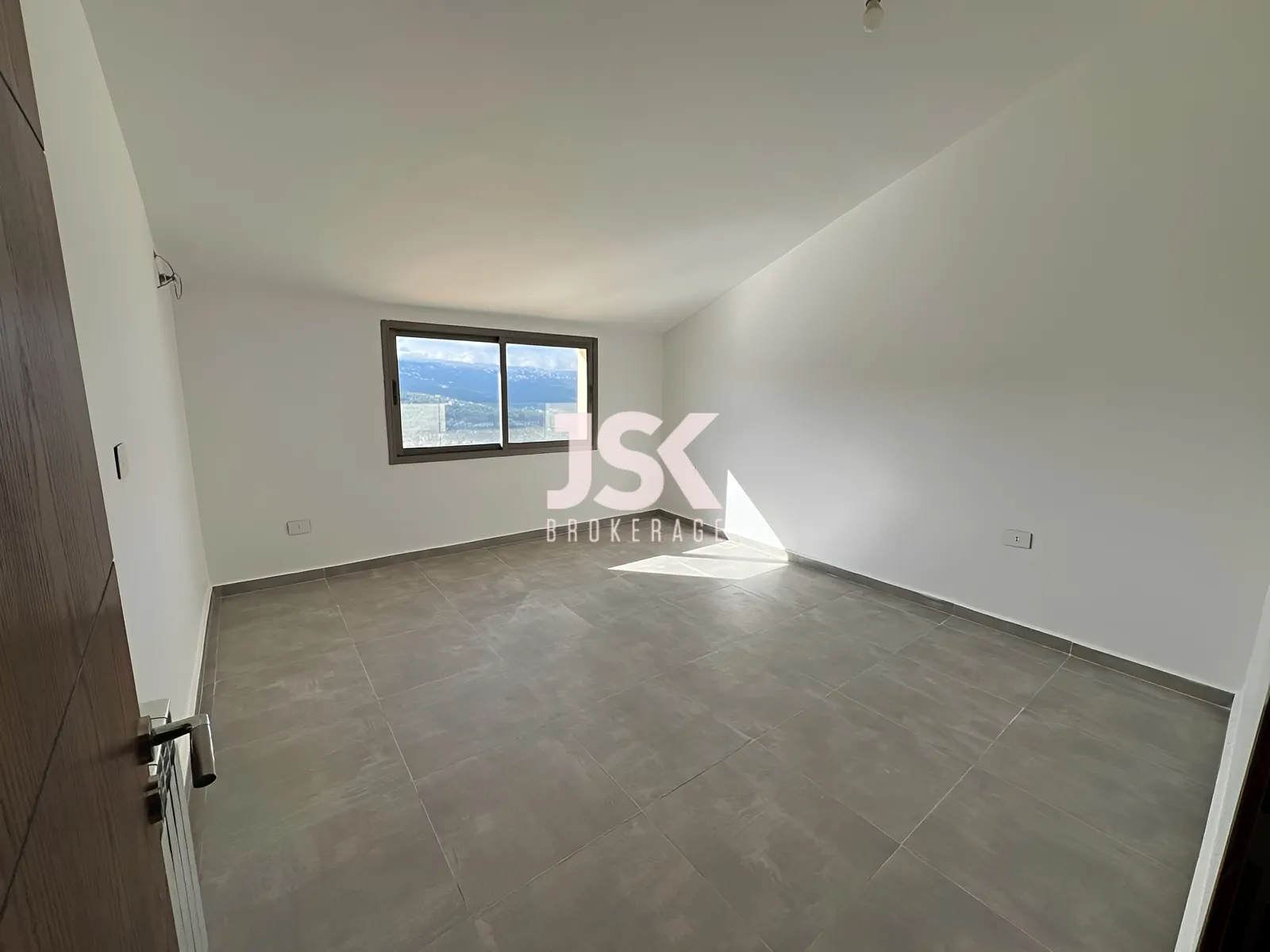 Apartment for Sale in Baabdat