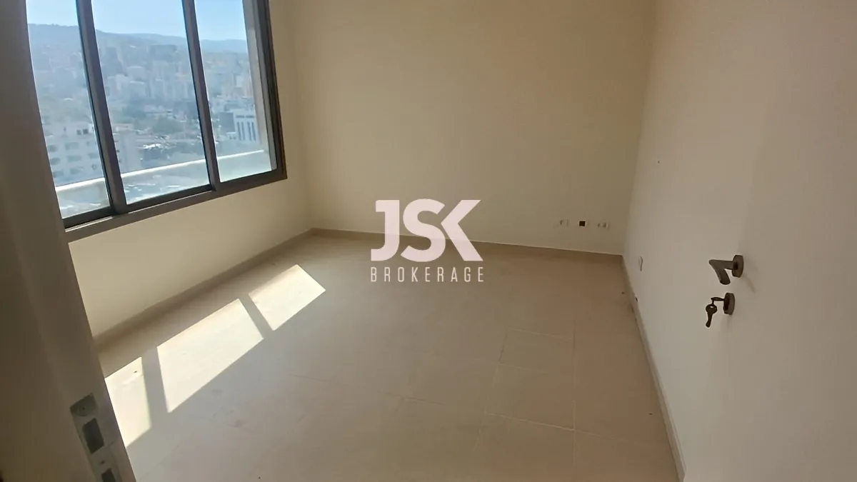Office for rent in Dbayeh