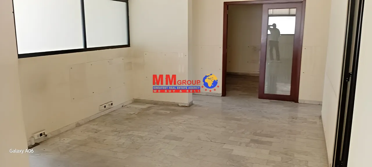 Office for rent in Sin El Fil