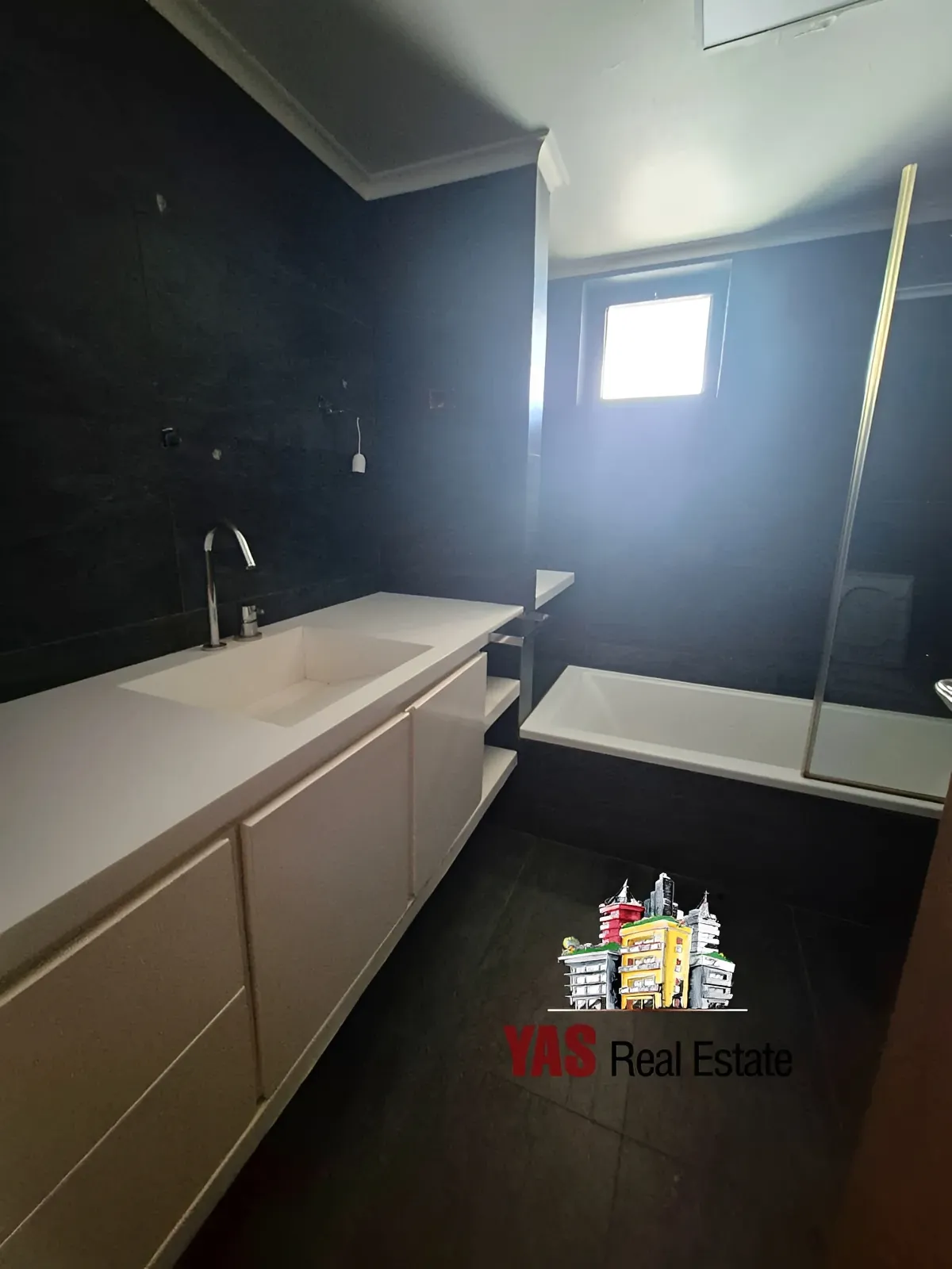 Apartment for Sale in Ramlet El Baida