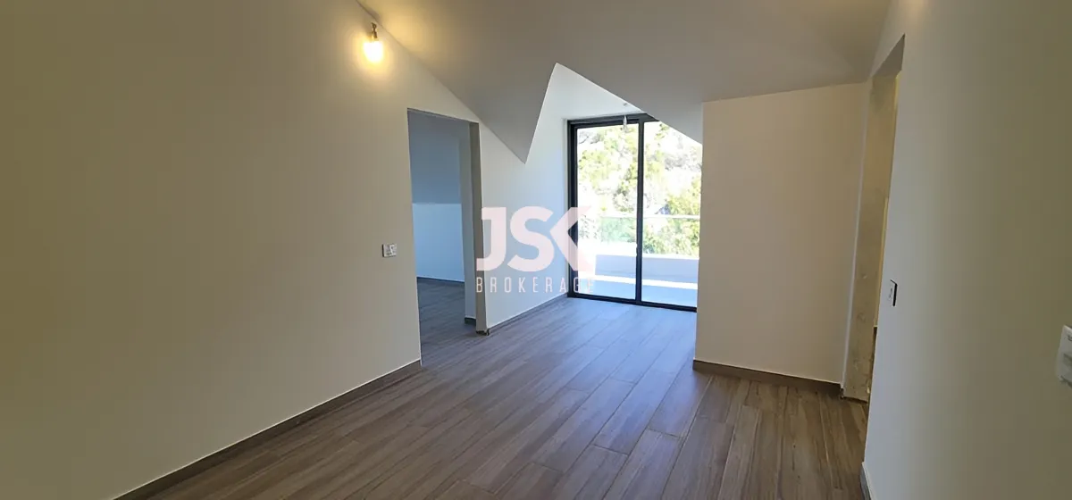 Apartment for Sale in Aachqout, Lebanon