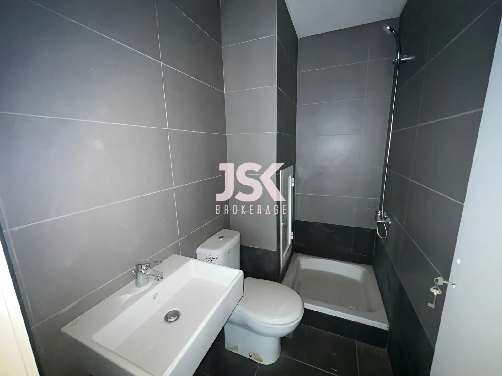 Apartment for Sale in Dekwaneh