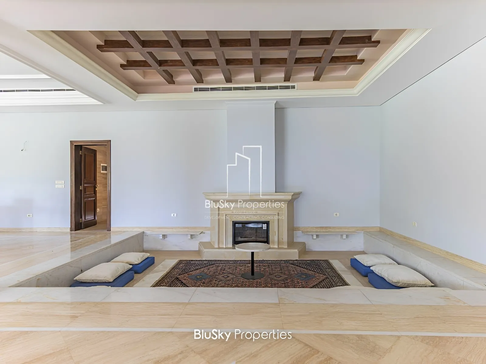 Villa for Sale in Fatka