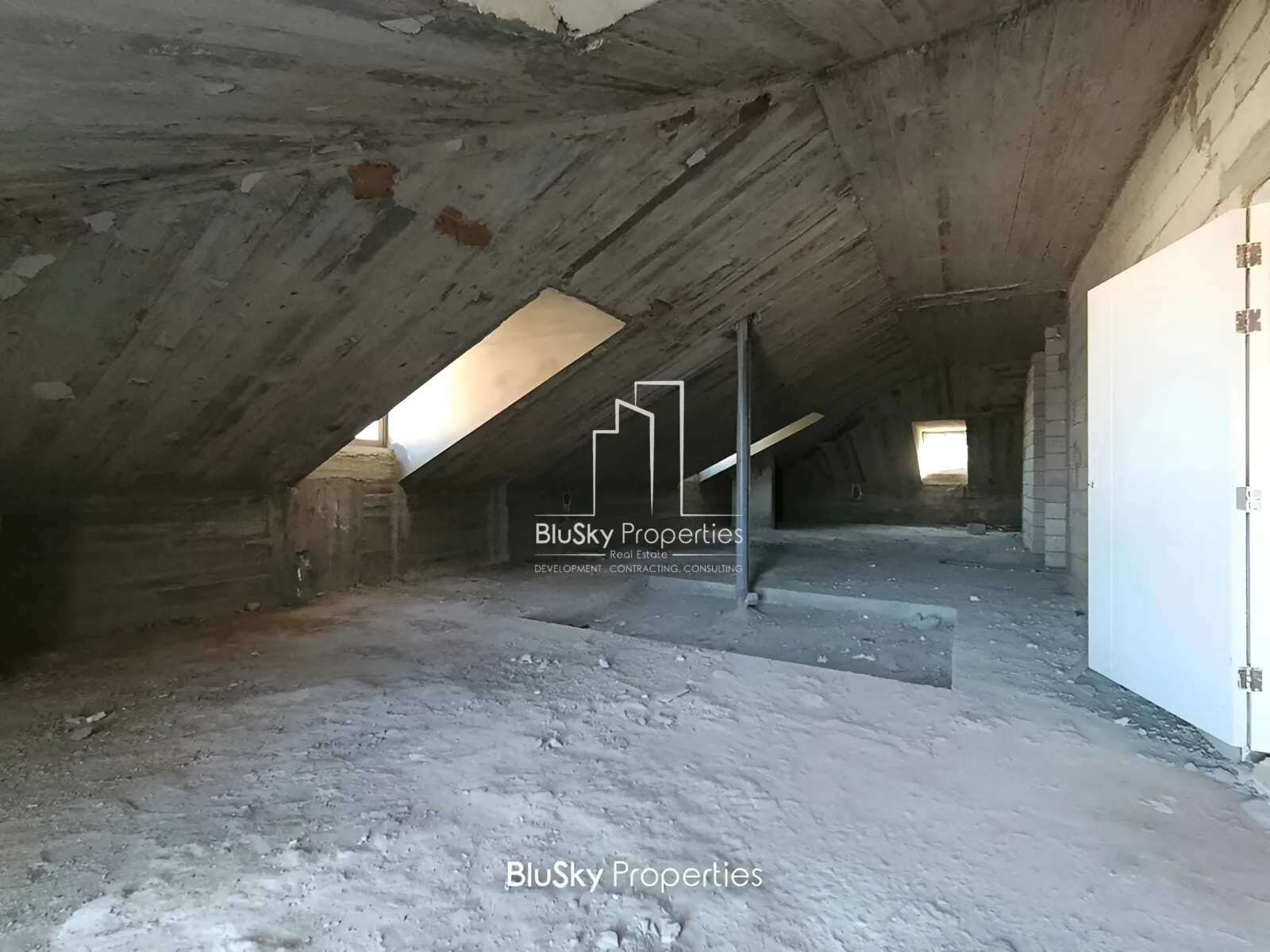 Duplex for Sale in Okaibe